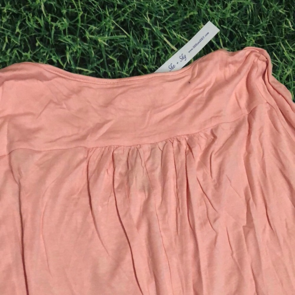 Crochet 3/4 Sleeve Blush Top - Picture 4 of 4